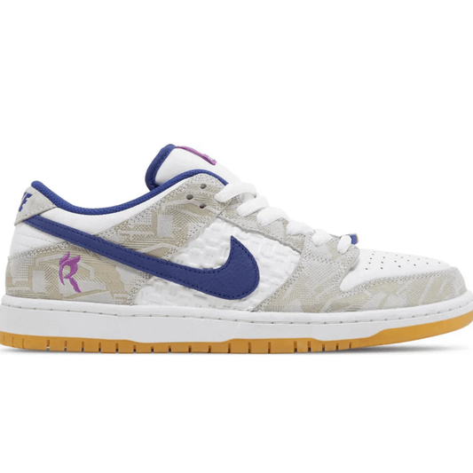NIKE DUNK LOW SB RAISSA LEAL